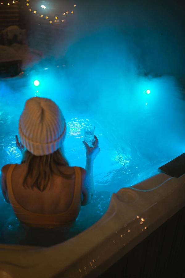 Pyhae Igloos Hotel Pyhatunturi ภายนอก รูปภาพ